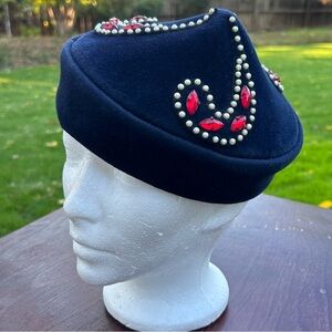 Vintage Velvet Felt Navy Blue Beret Cap Hat Pillbox Hat Red Rhinestones Pearls